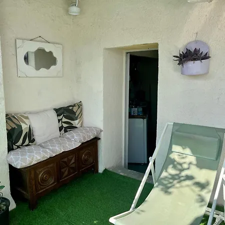 Holiday home Maison Climatisee 4 Terrasse 3 Kms *