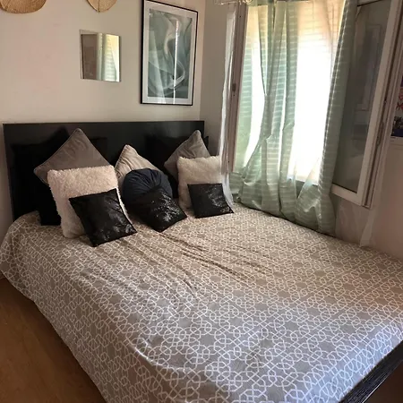 בית נופש Maison Climatisee 4 Terrasse 3 Kms