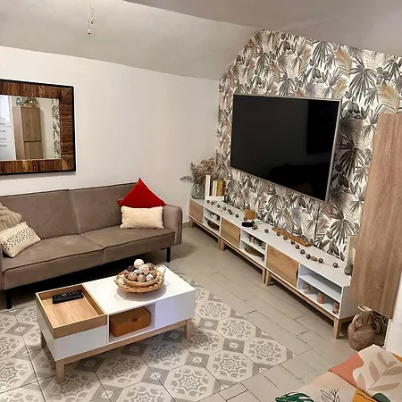 Maison Climatisee 4 Terrasse 3 Kms * סן-לורן-דה-לה-סלאנק