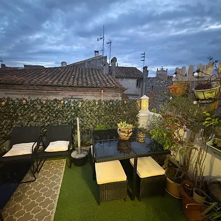 Maison Climatisee 4 Terrasse 3 Kms בית נופש סן-לורן-דה-לה-סלאנק