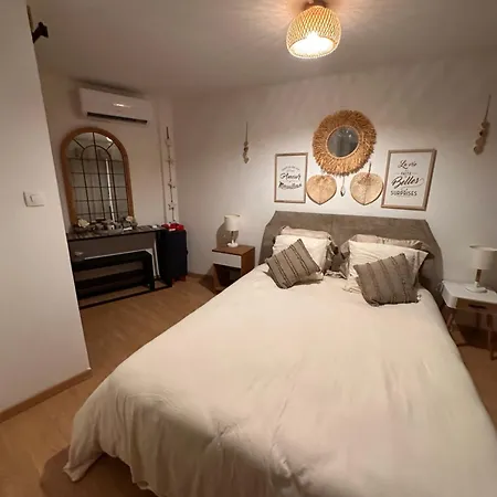 Maison Climatisee 4 Terrasse 3 Kms Prázdninový dům *
